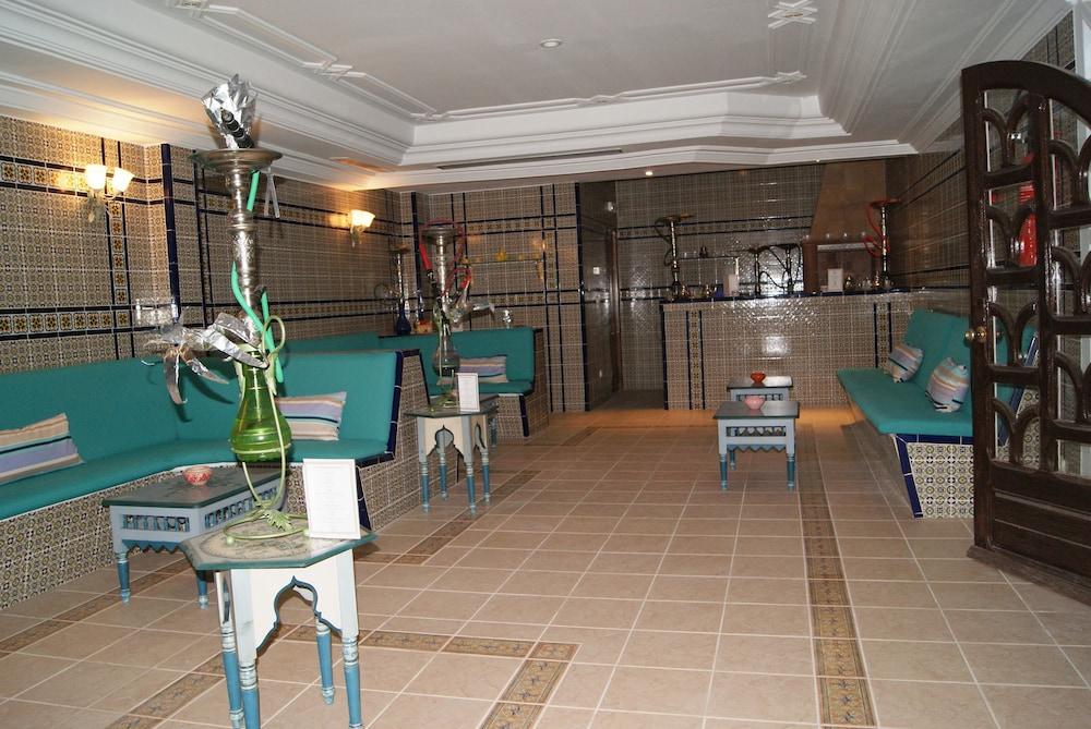 Le Grand Hotels Des Thermes Mezraia Екстериор снимка