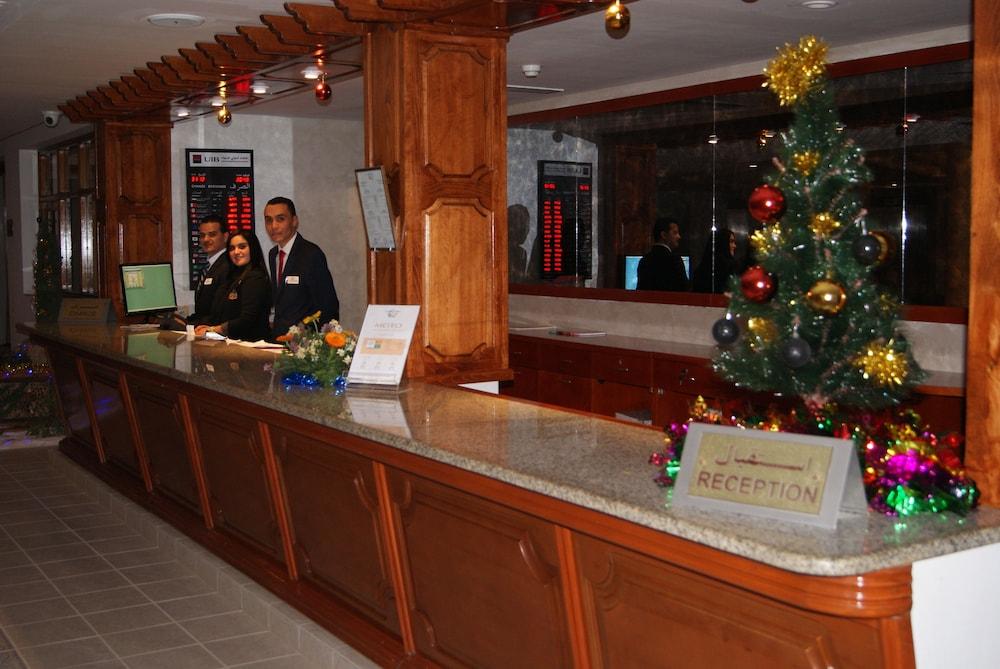 Le Grand Hotels Des Thermes Mezraia Екстериор снимка