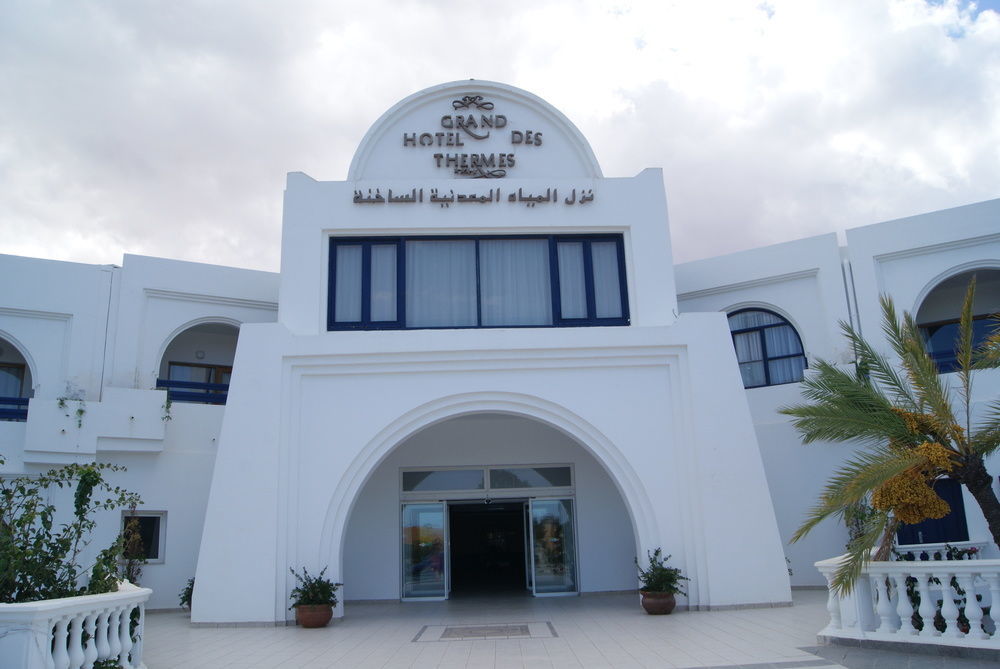 Le Grand Hotels Des Thermes Mezraia Екстериор снимка