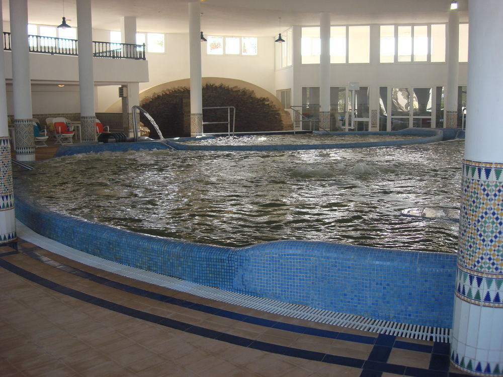 Le Grand Hotels Des Thermes Mezraia Екстериор снимка